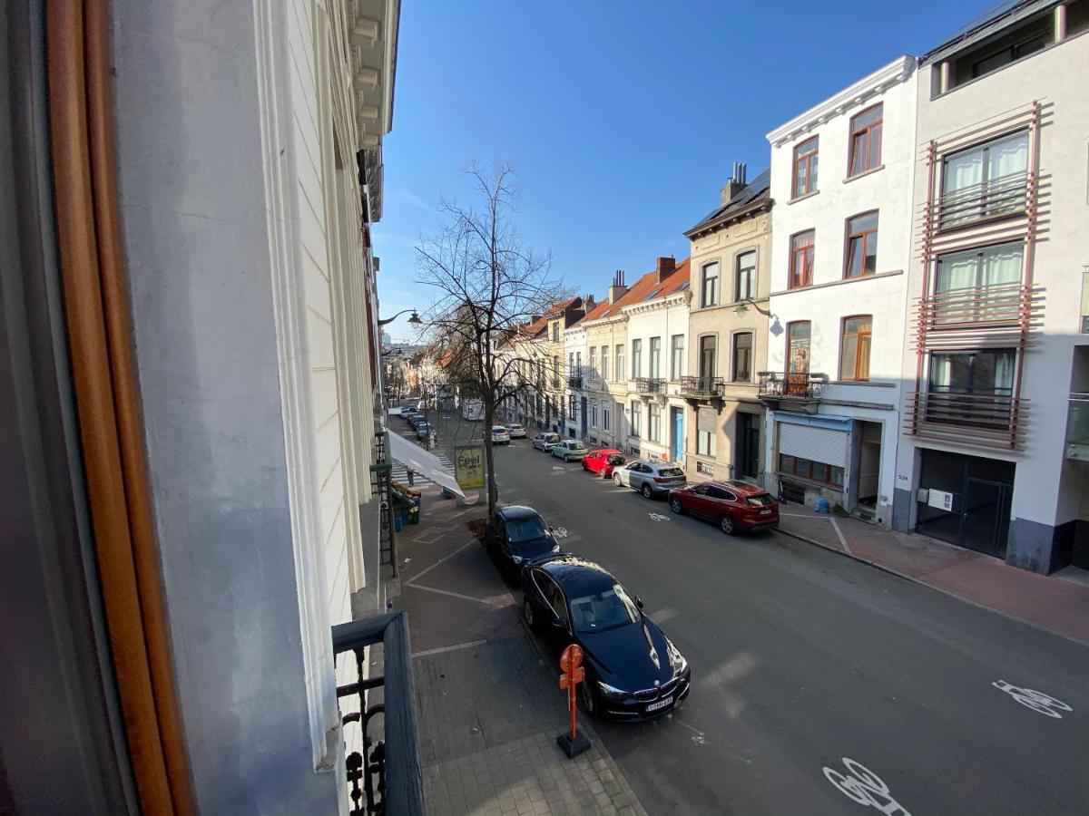 Grand Appartement Jourdan Eu, Brussels
